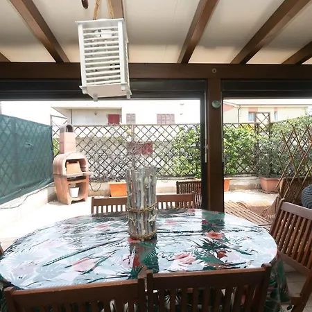 N233 - Numana, Bilocale In Con Piscina *