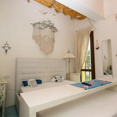 N233 - Numana, Bilocale In Con Piscina *