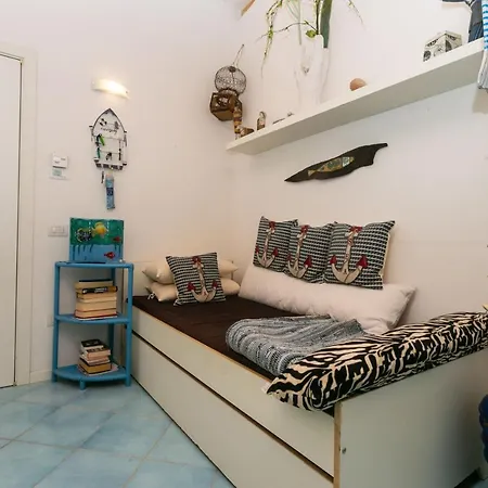 N233 - Numana, Bilocale In Con Piscina Διαμέρισμα Numana